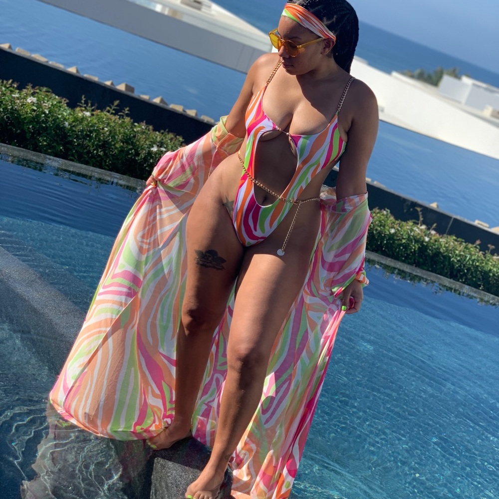 Two peace neon chain swim